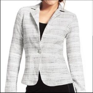 Cabi Women’s Black and White Tweed Blazer Jacket